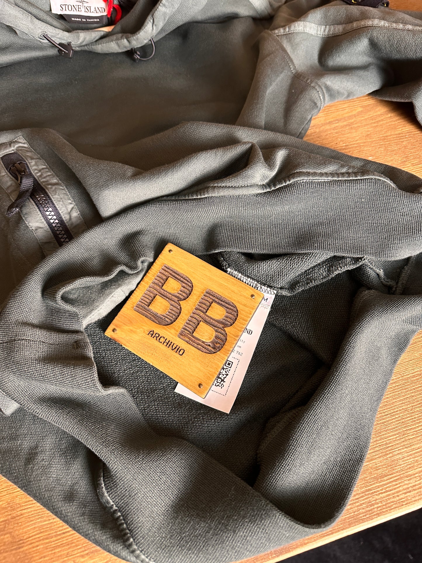 AW23 MULTI PANEL HOODIE in Moss Green