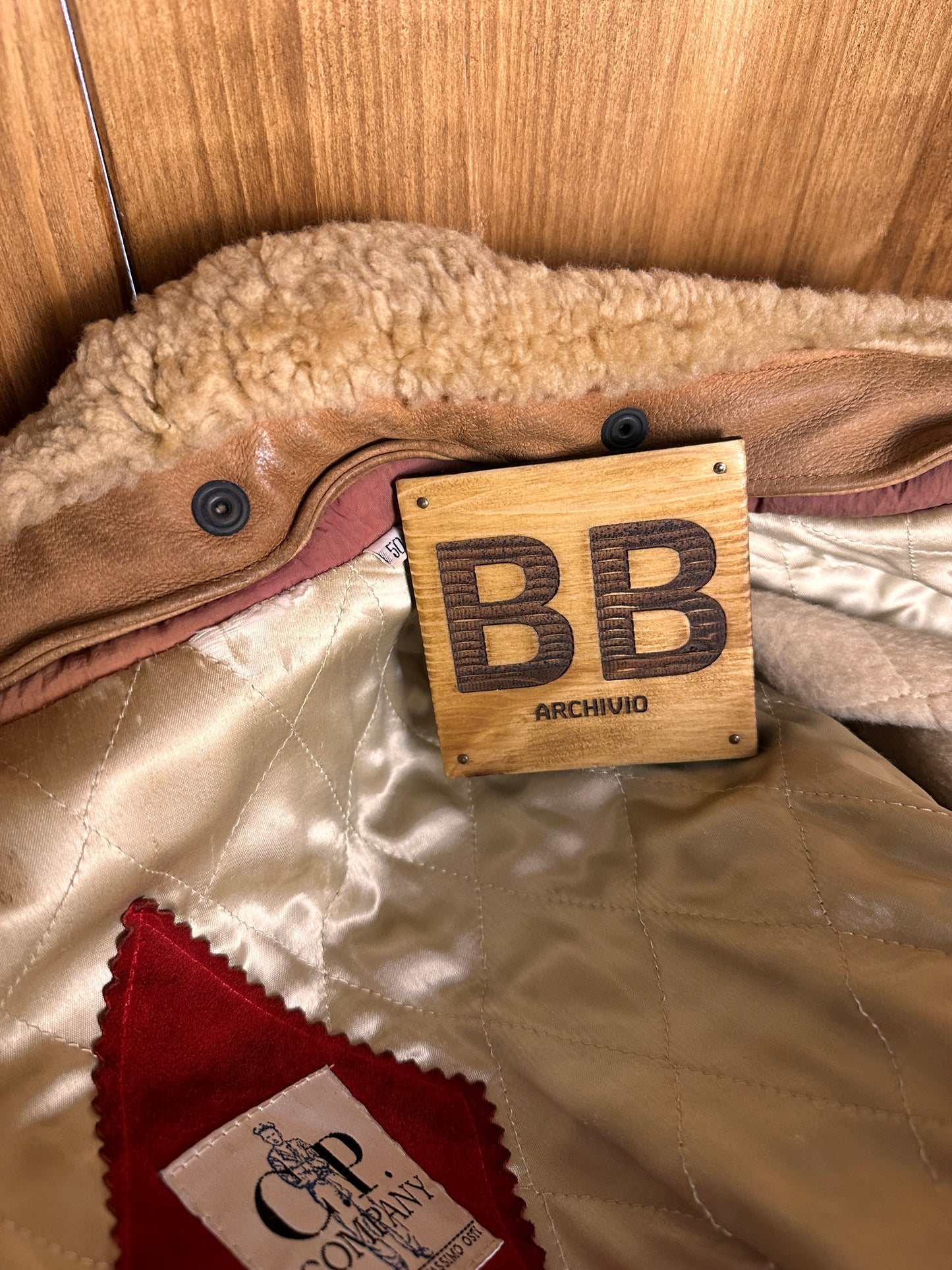 AW84 JAPANESE WRINKLED NYLON GRADIENT WITH RIBBED WOOL INSERTS in Mixed Shades of Brown