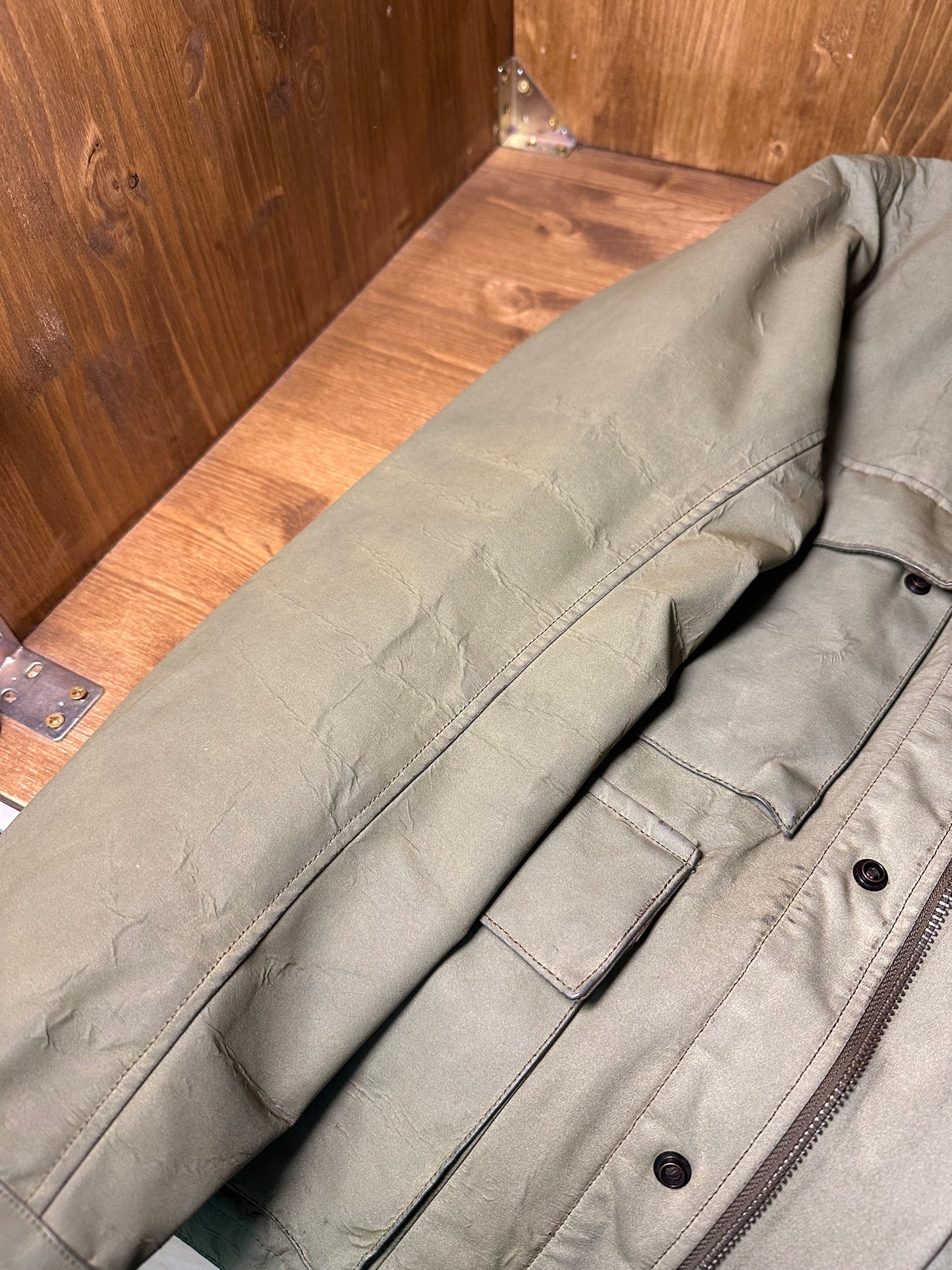 AW07 ANTIQUED REFLECTIVE FIELD JACKET