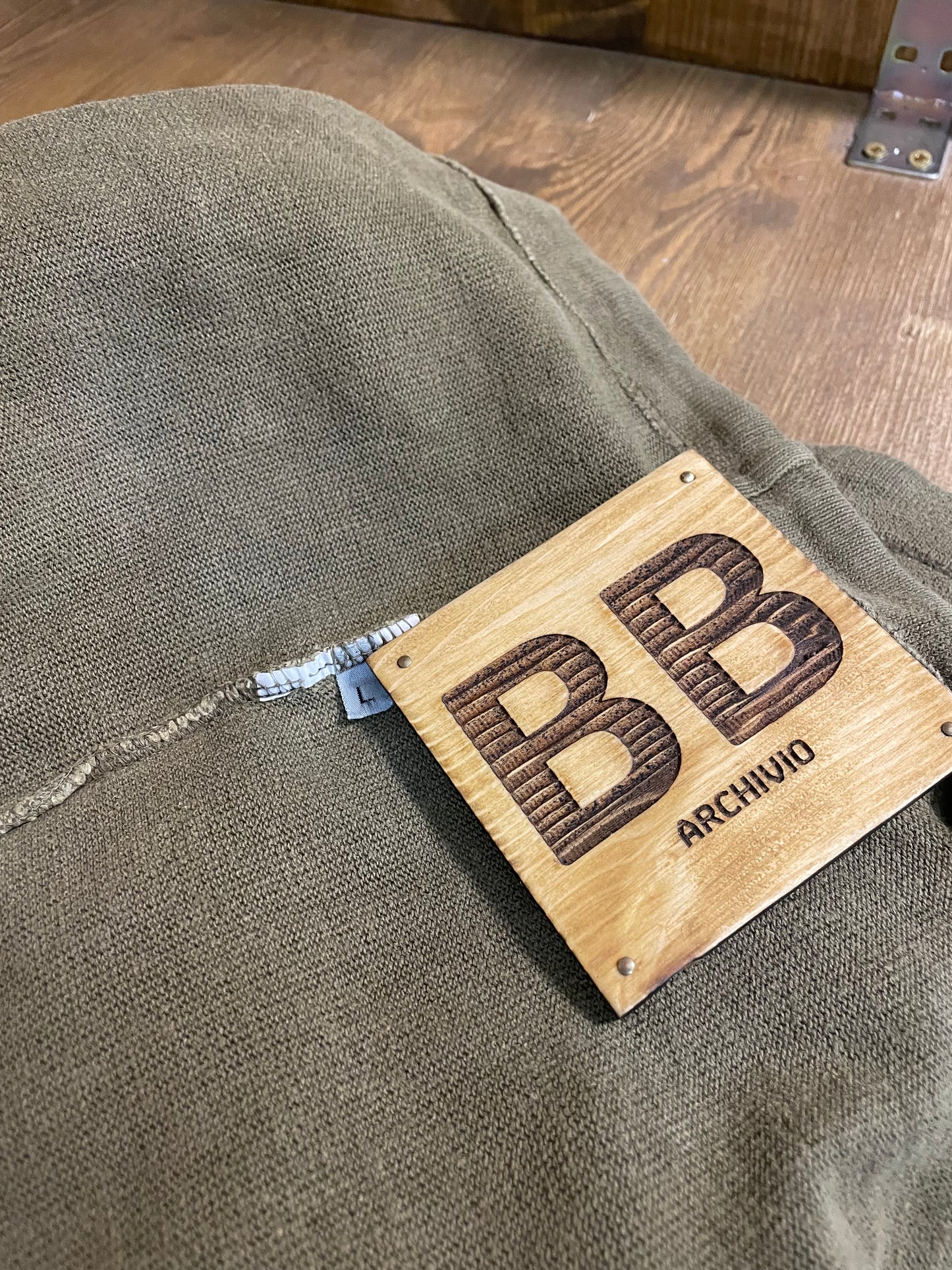 Ghost pocket brown jumper