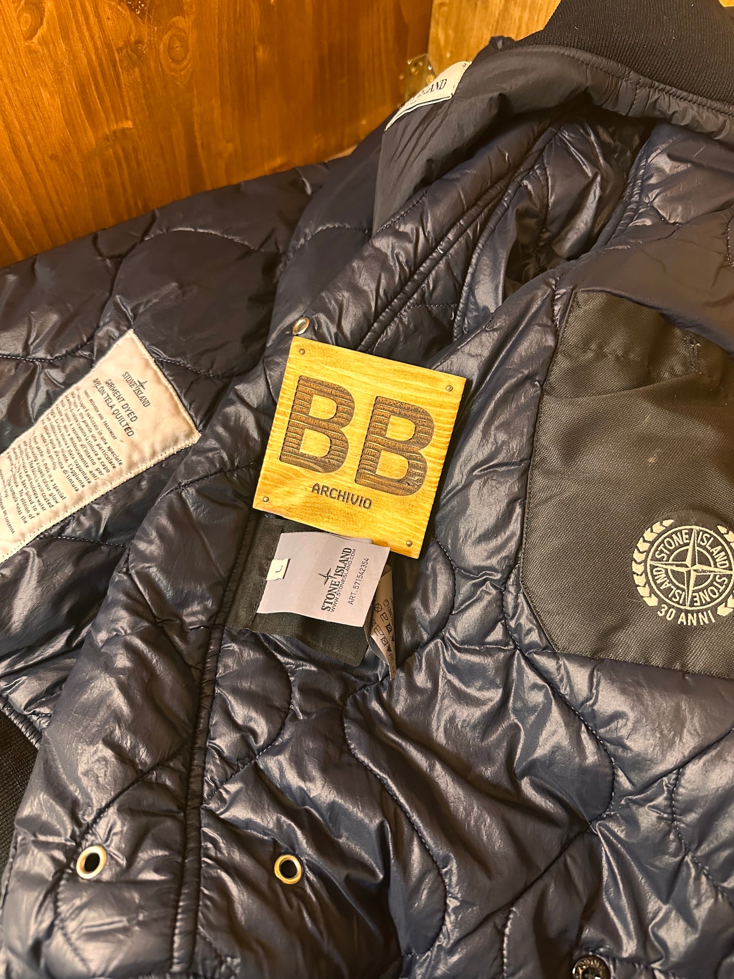 AW12 GARMENT DYED NYLON TELA QUILTED in Navy Blue