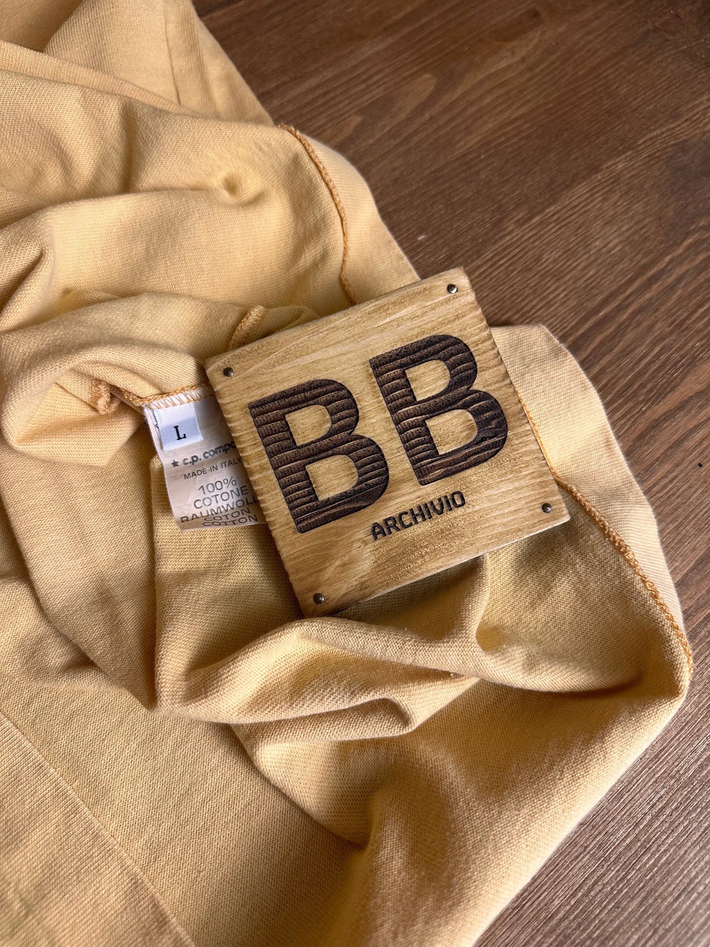 SS80s STRIPED TEE FRONT SPELLOUT in Yellow Sunflower