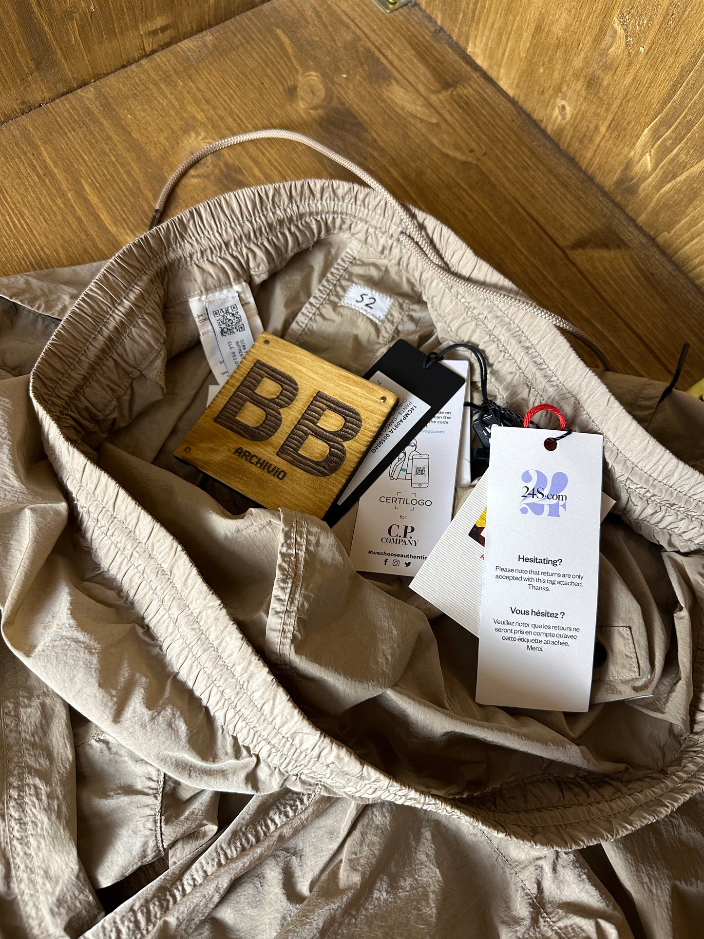 SS23 CP NYLON METAL PANTS in Grey Beige