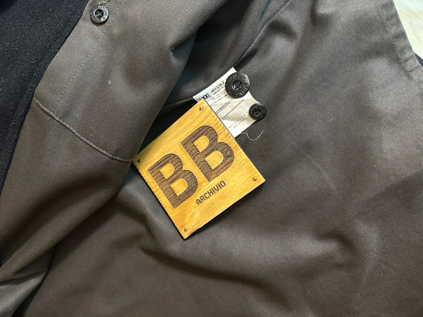 AW02 BLACK WOOL TRENCH COAT