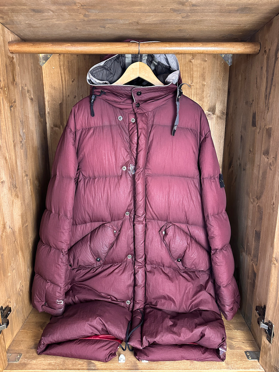 AW08 OPAQUE NYLON GOOSE DOWN TRENCH in Burgundy
