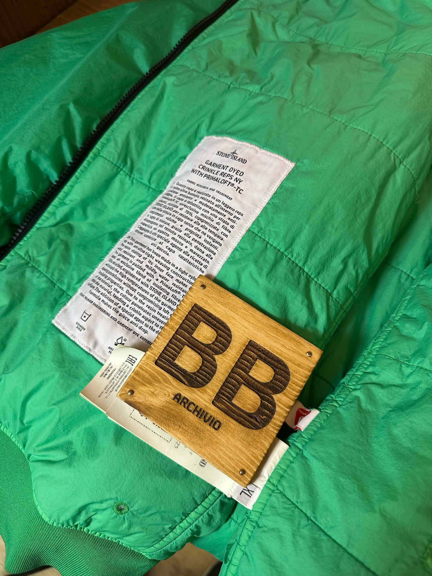 GARMENT DYED CRINKLE REPS NY with Primaloft Leaf Green