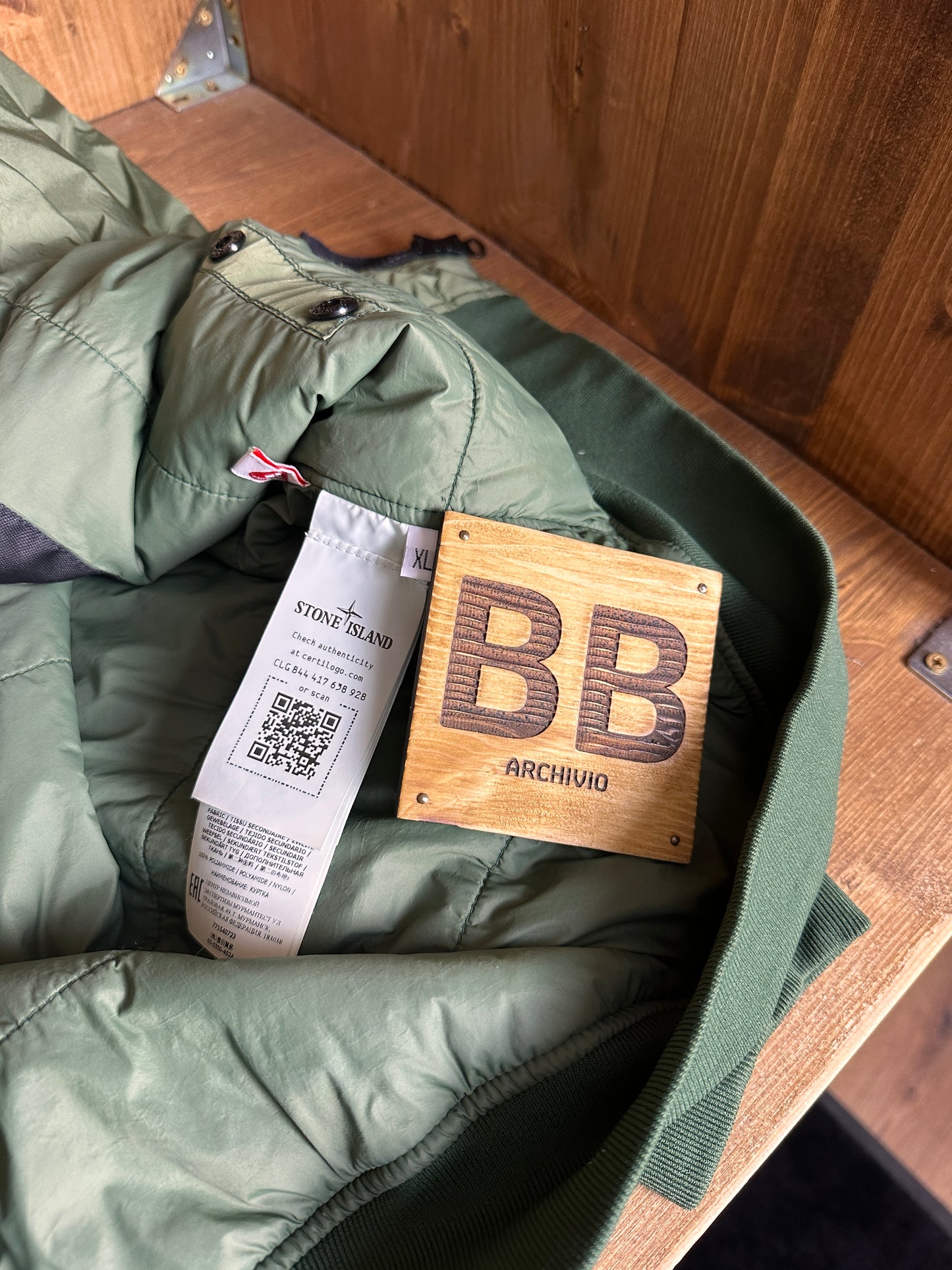 AW22 GARMENT DYED CRINKLE REPS R-NY WITH PRIMALOFT-TC in Reseda Green