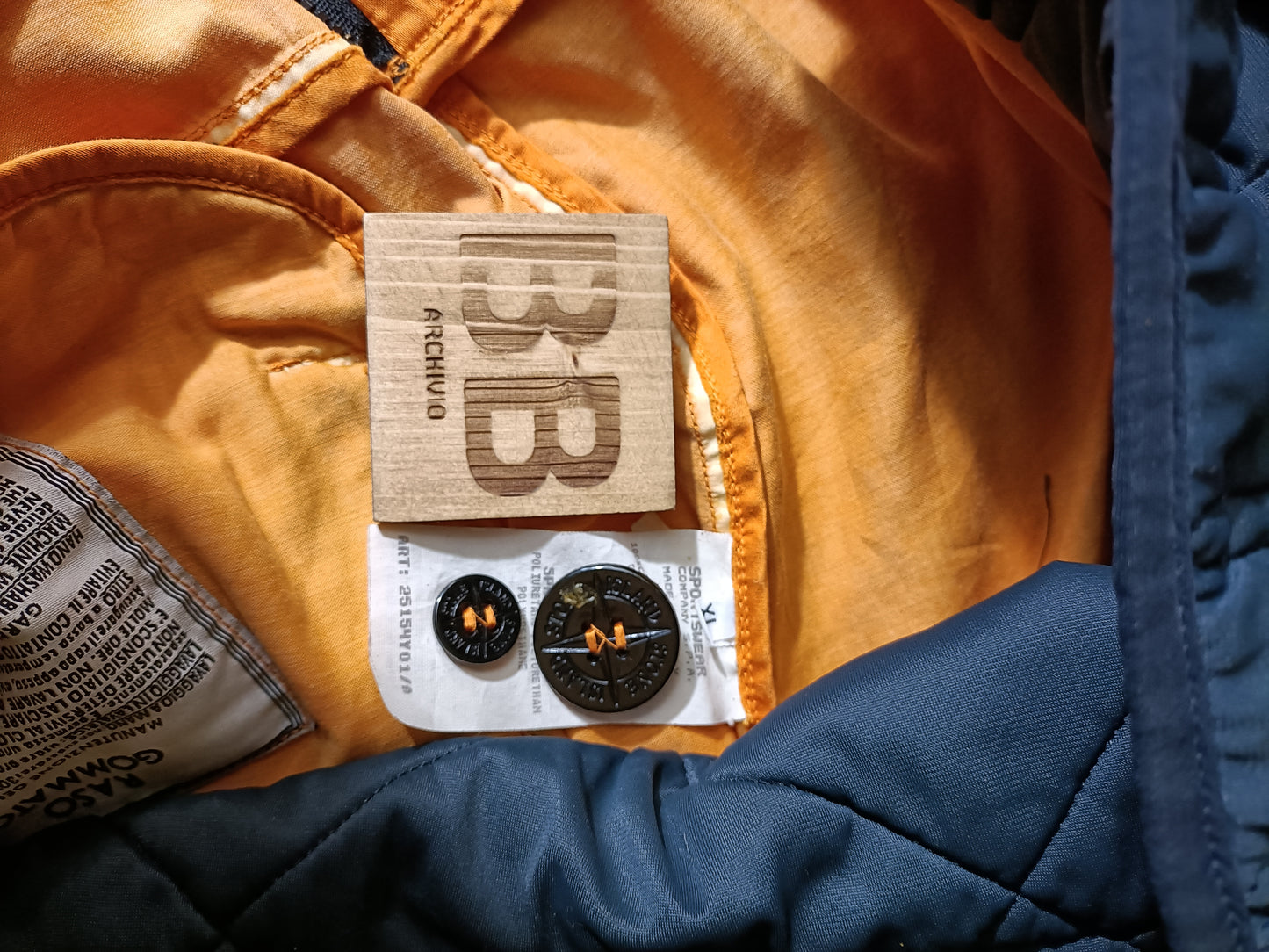 1996 Raso Gommato Gelb