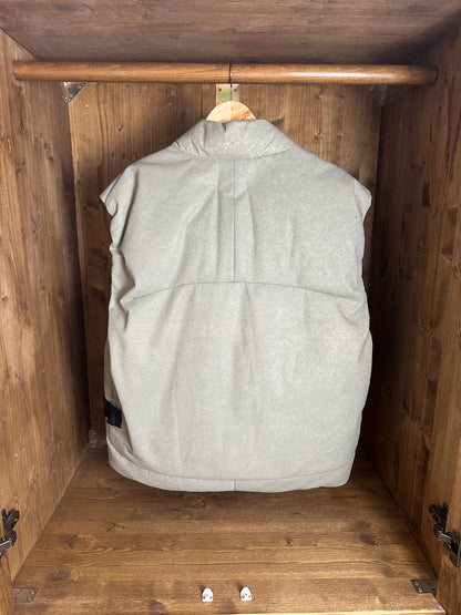 AW22 TEXTILE NON-WOVEN POLY VEST in Pale Green