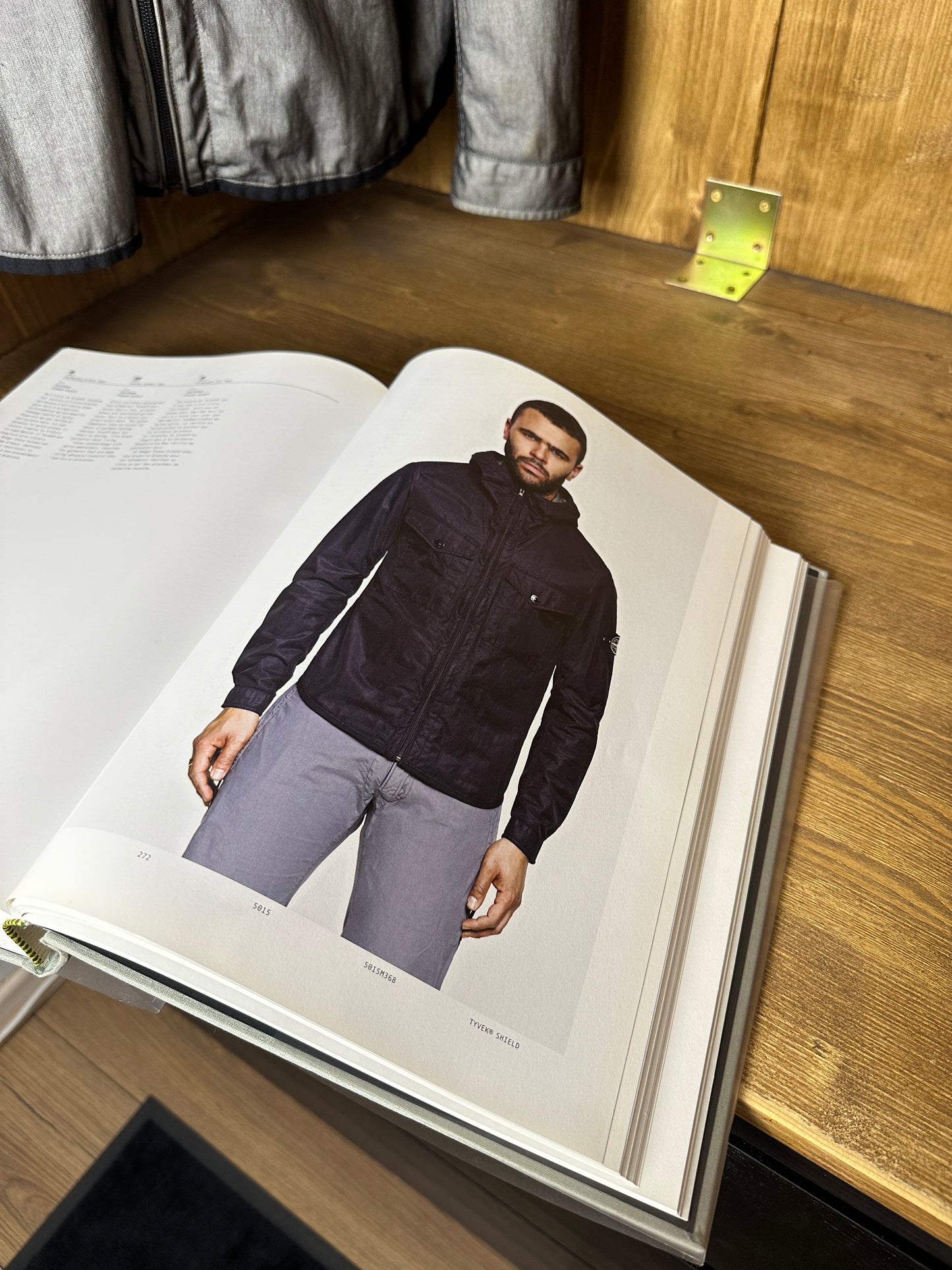 SS09 TYVEK SHIELD in Mouse Grey