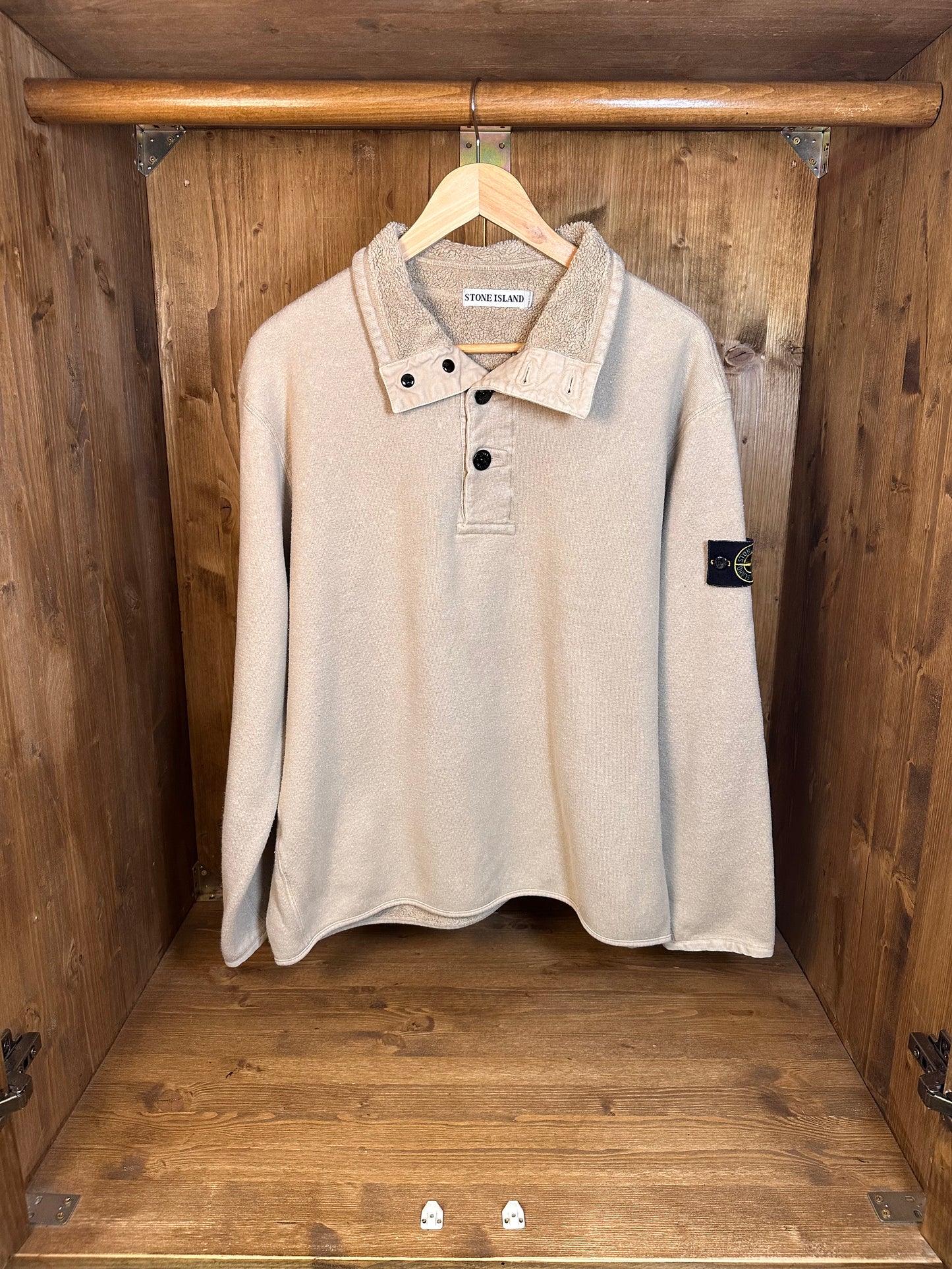 AW99 PILE CREWNECK in Light Brown