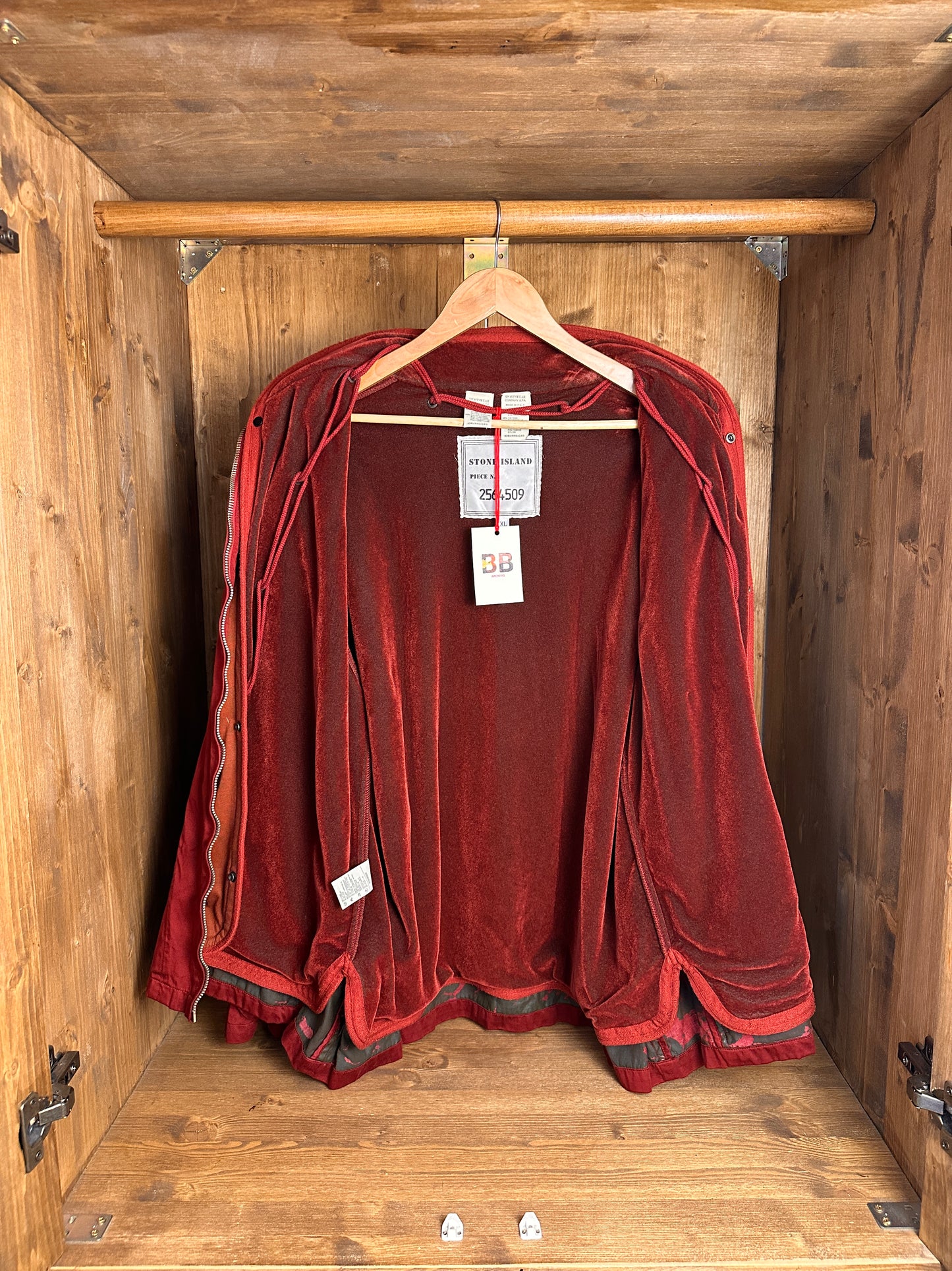 AW92 RASO GOMMATO VELVET LINER in Wine Red