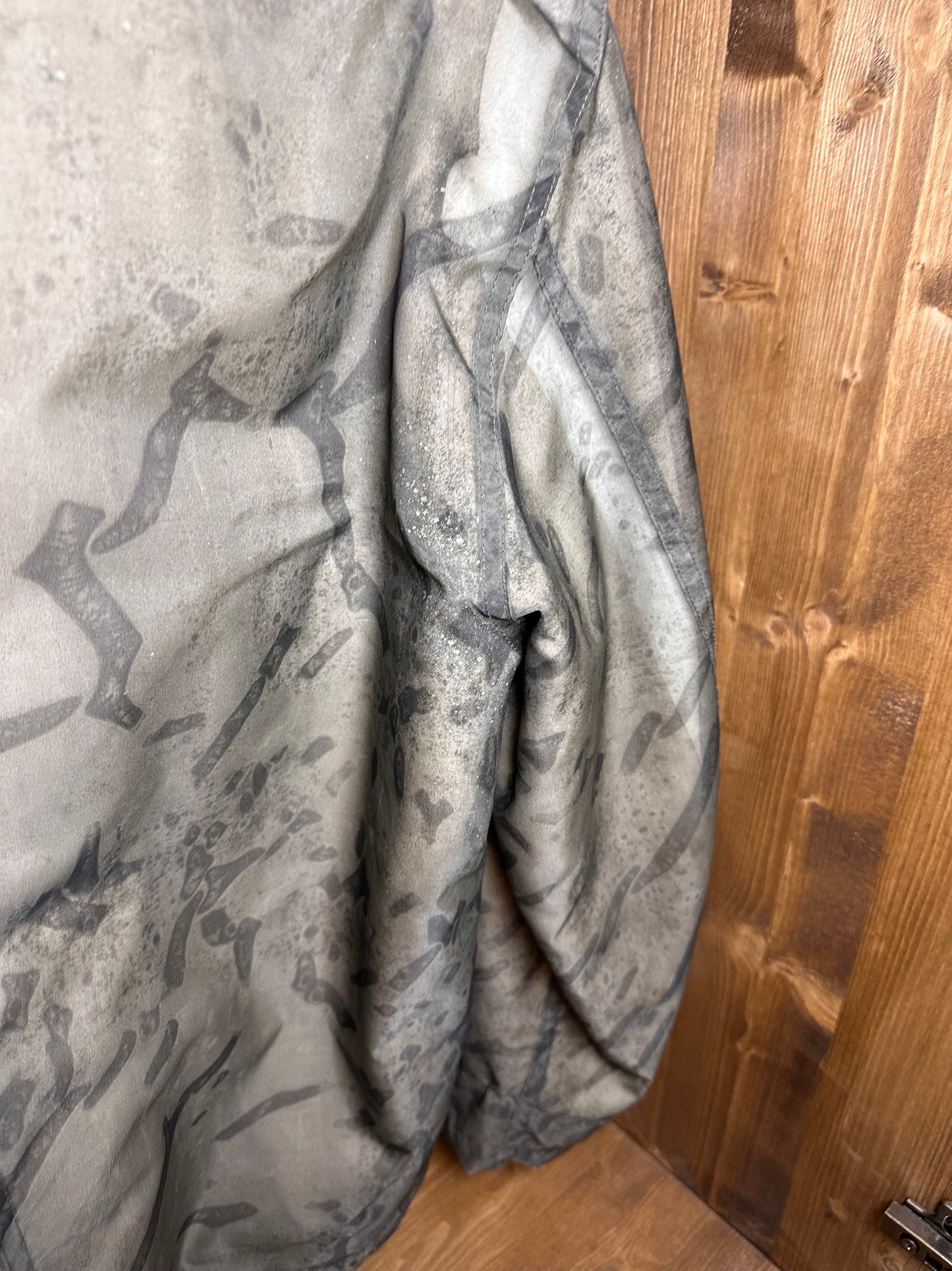 AW01 MONOFILAMENT CAMOUFLAGE with detachable boiled wool inner