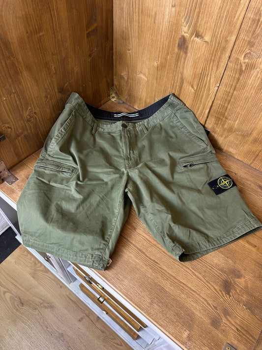 COTTON SHORTS in Green