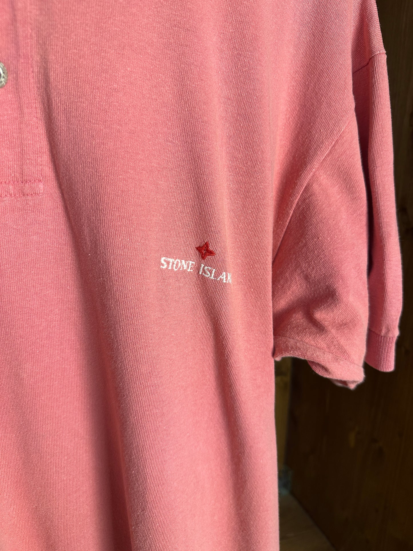 SS89 EMBROIDERED SPELLOUT POLO in Antique Pink