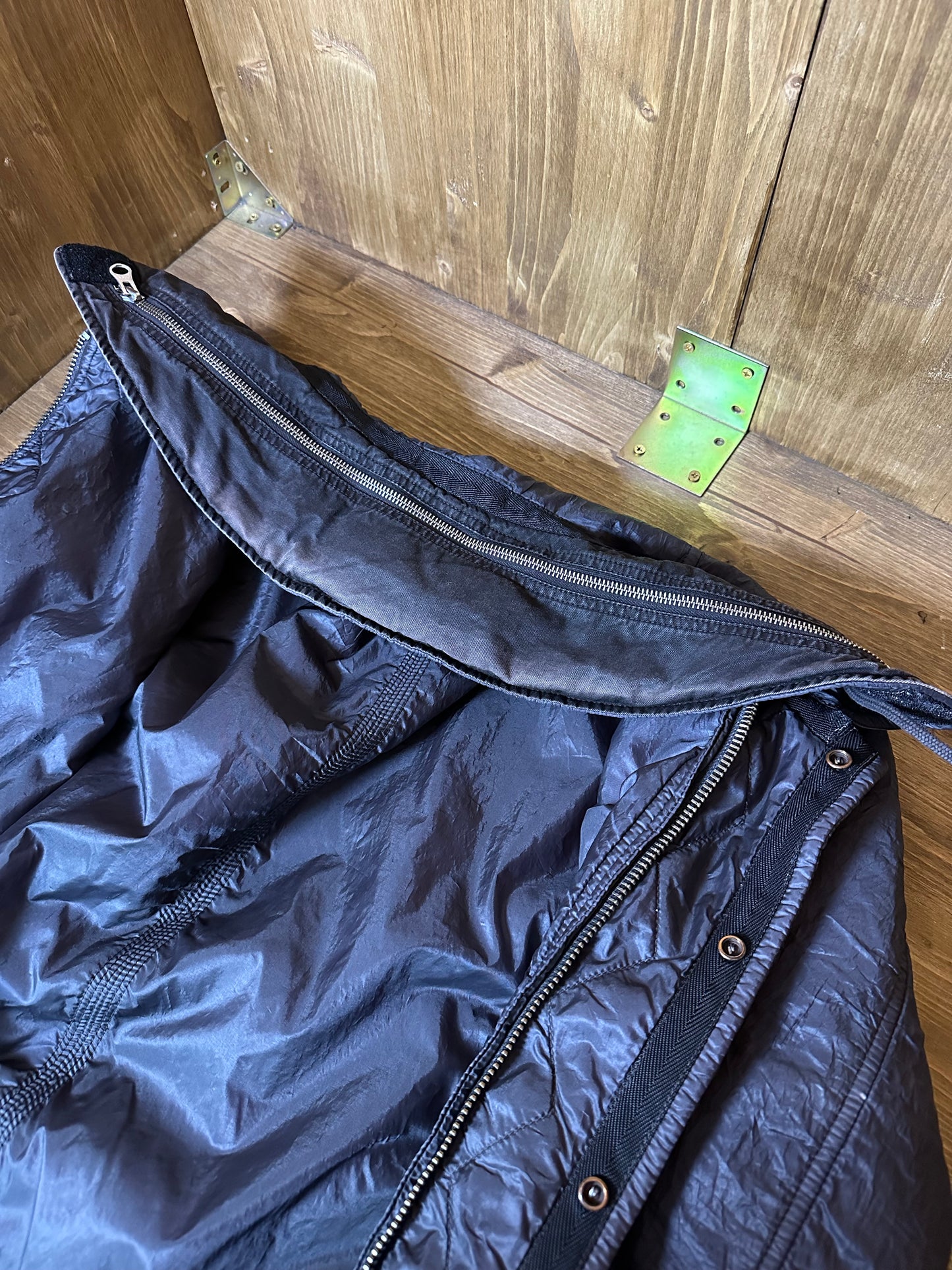 AW07 NYLON GREY BOMBER WITH HIDDEN HOOD