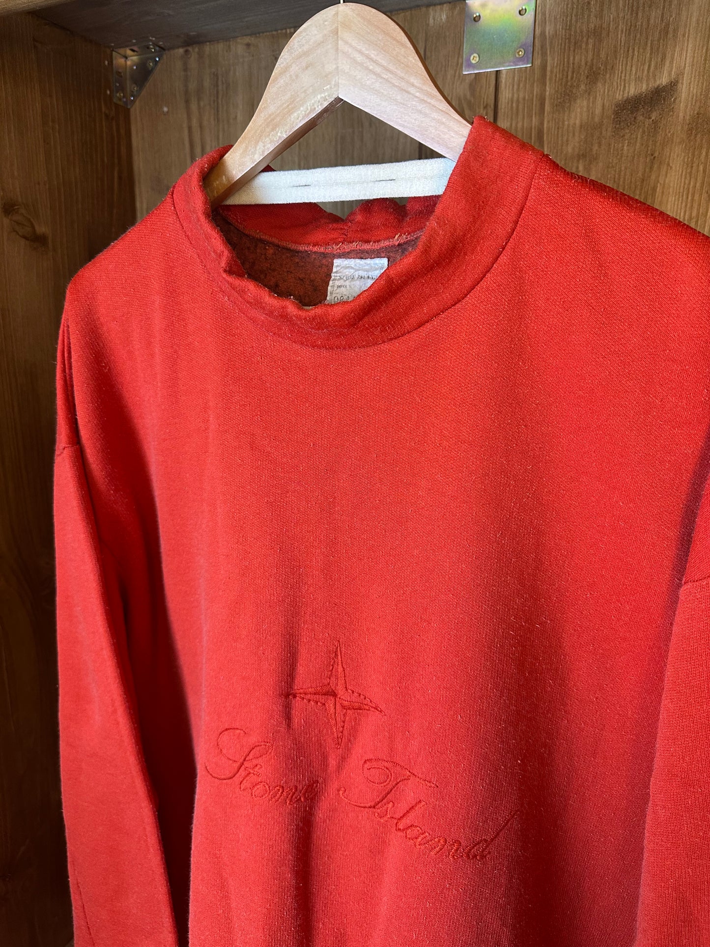 80s SPELLOUT COTTON JUMPER in Bright Red