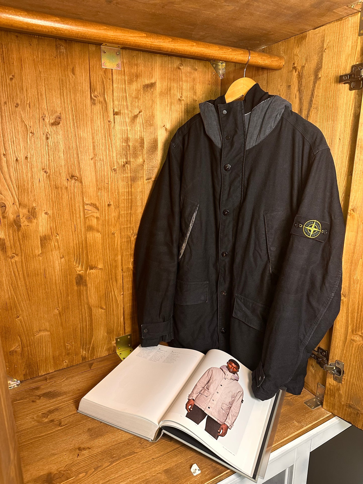 AW11 MIL SPEC DIAGONAL WOOL in Navy Blue