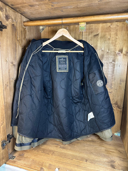 AW08 OLIVE GREEN VENTILE PARKA spell-out hood