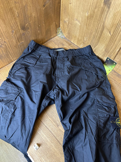 SS18 STRETCH NYLON CARGO in Black