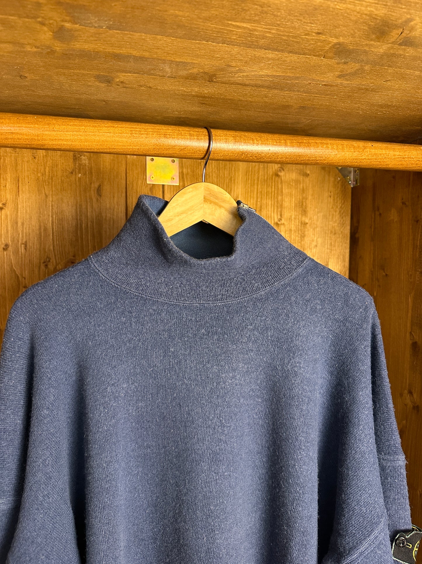 AW89 WOOL JUMPER NECK ZIP in Green Blue