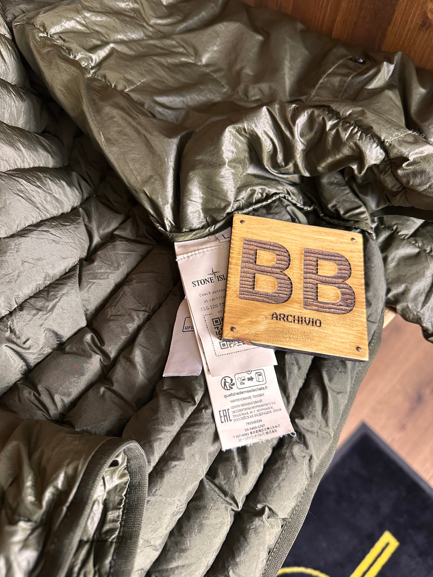 AW23 LOOM WOVEN CHAMBERS R-NYLON DOWN-TC in Mint Green