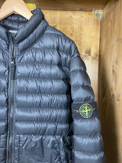 Garment dyed micro yarn down