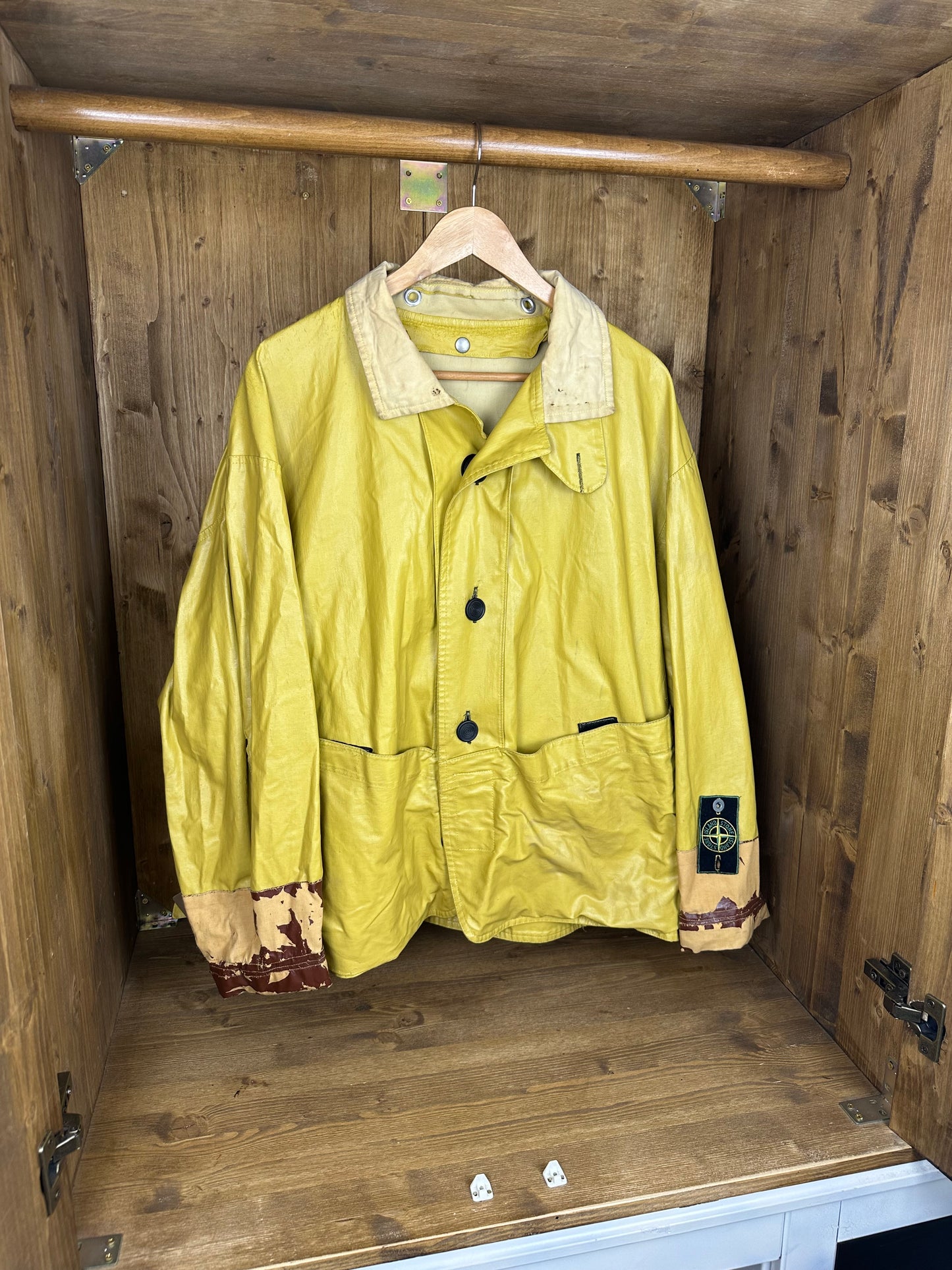 AW84 JJ23 in Yellow (Dior collaboration sample)