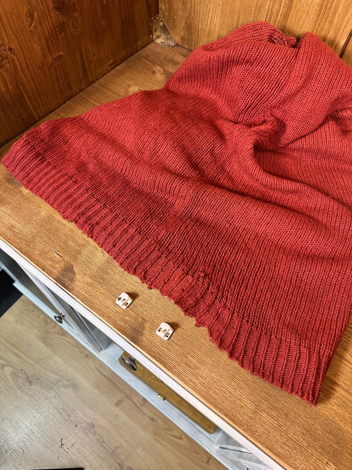 80s BRICK RED WOOL SWEATER
