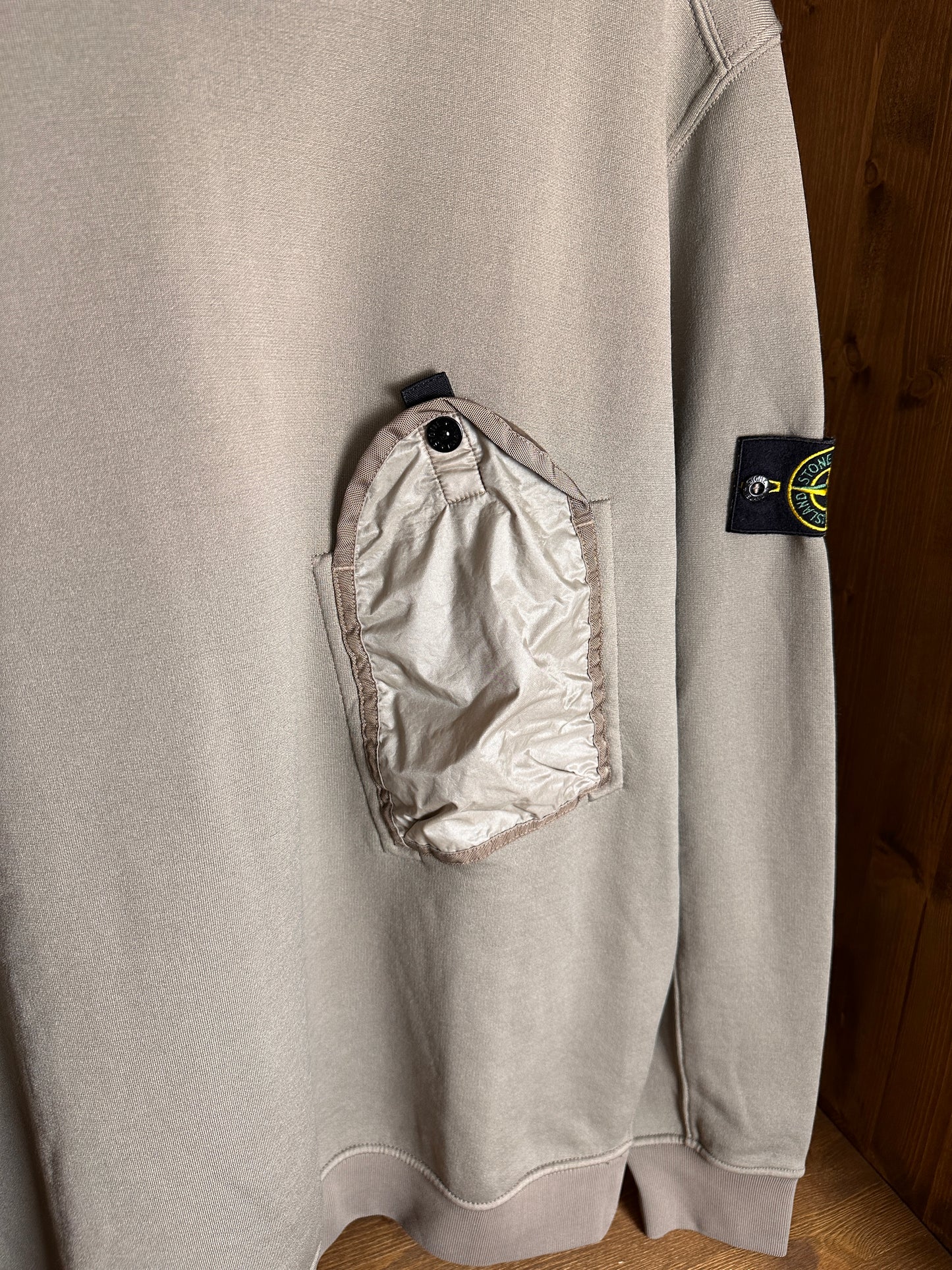 AW19 FRENCH TERRY COTTON CREWNECK in Pearl beige