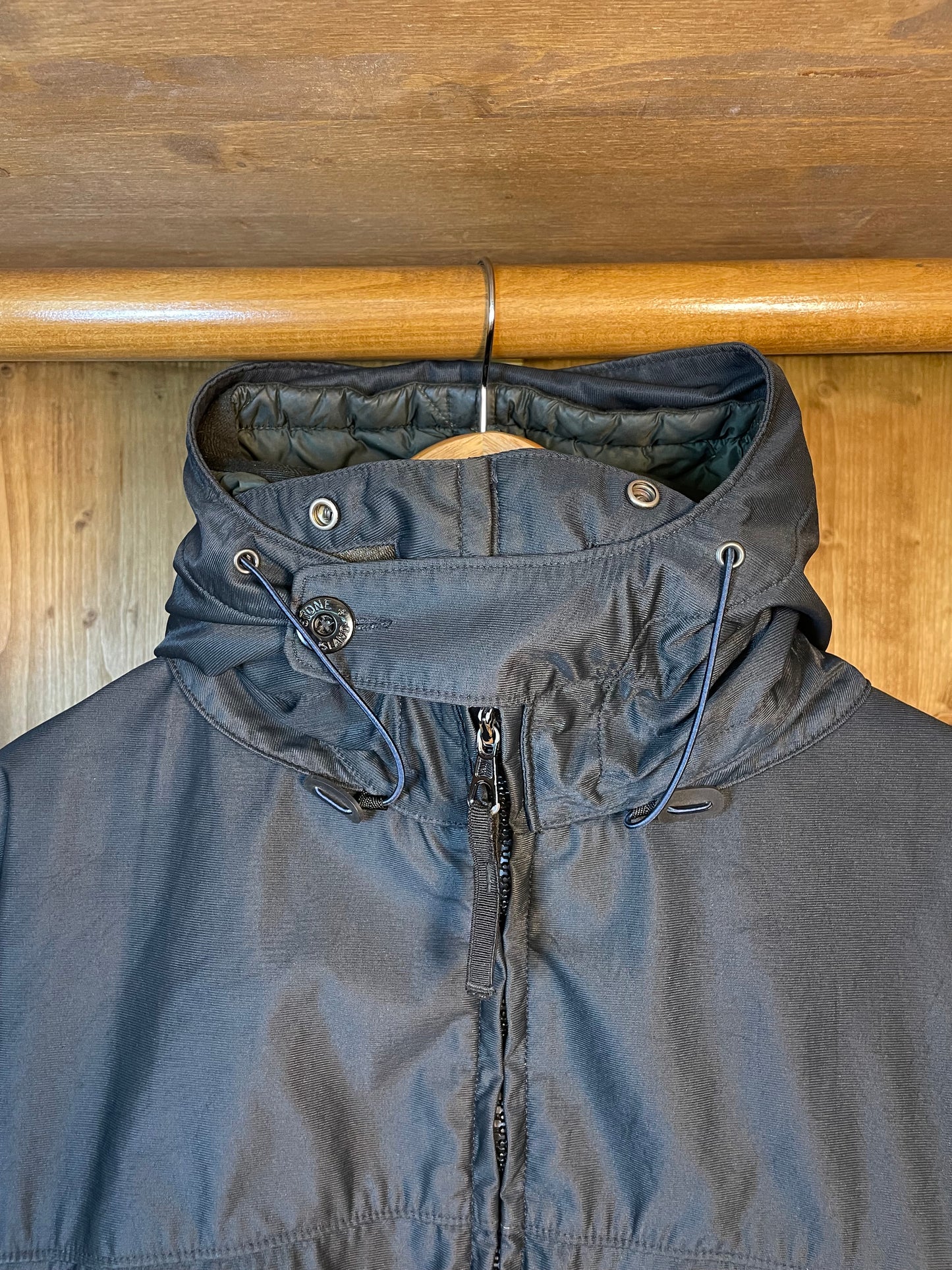 2000 Jacke aus technischem Nylon mit herausnehmbarer Innenseite