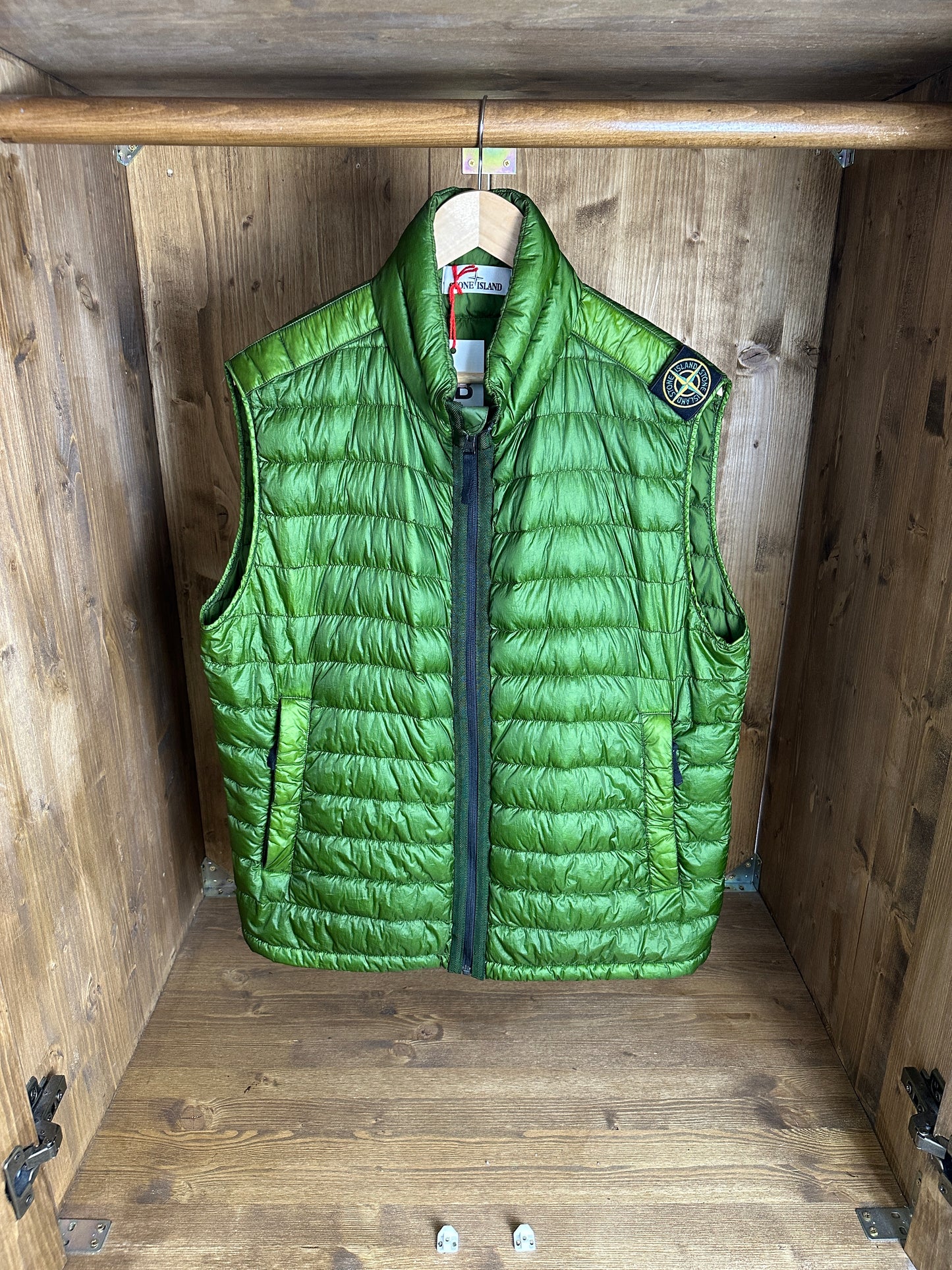 SS14 GARMENT DYED DOWN_26 GR x SQM_N VEST in Emerald Green