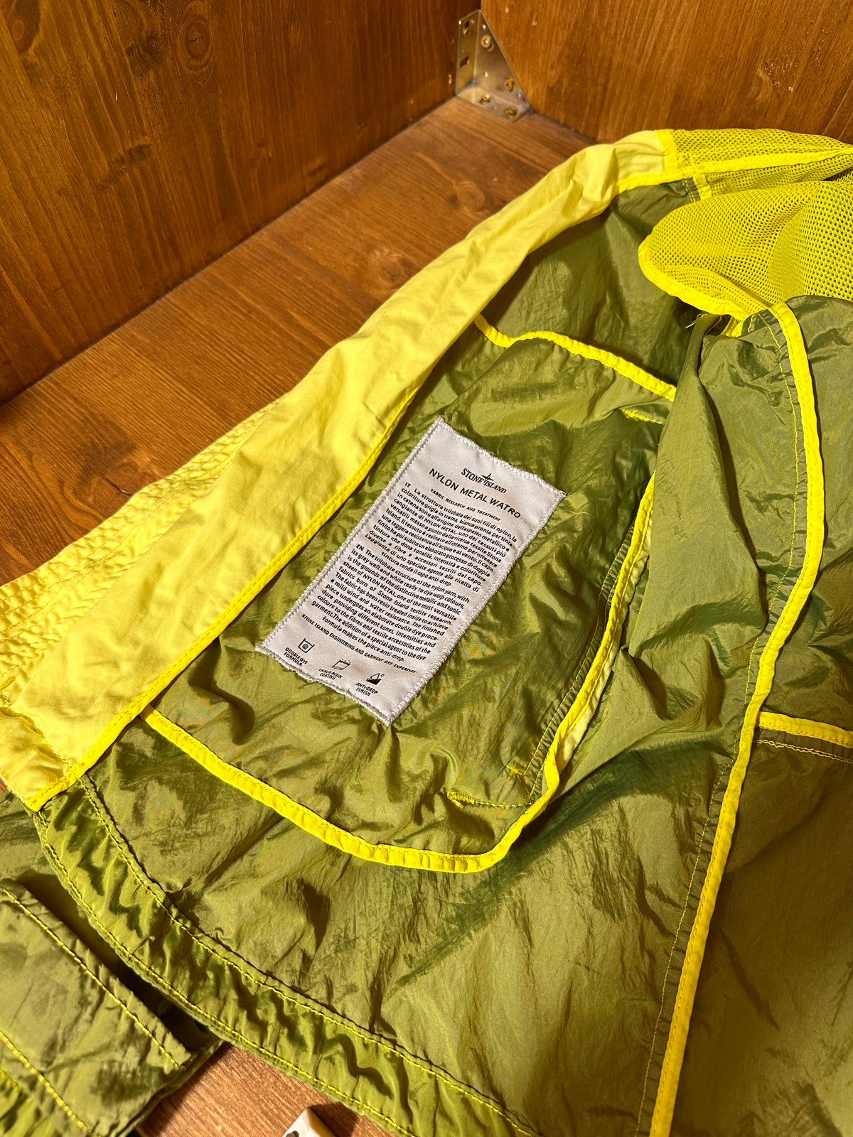 SS16 NYLON METAL WATRO In Gold Yellow