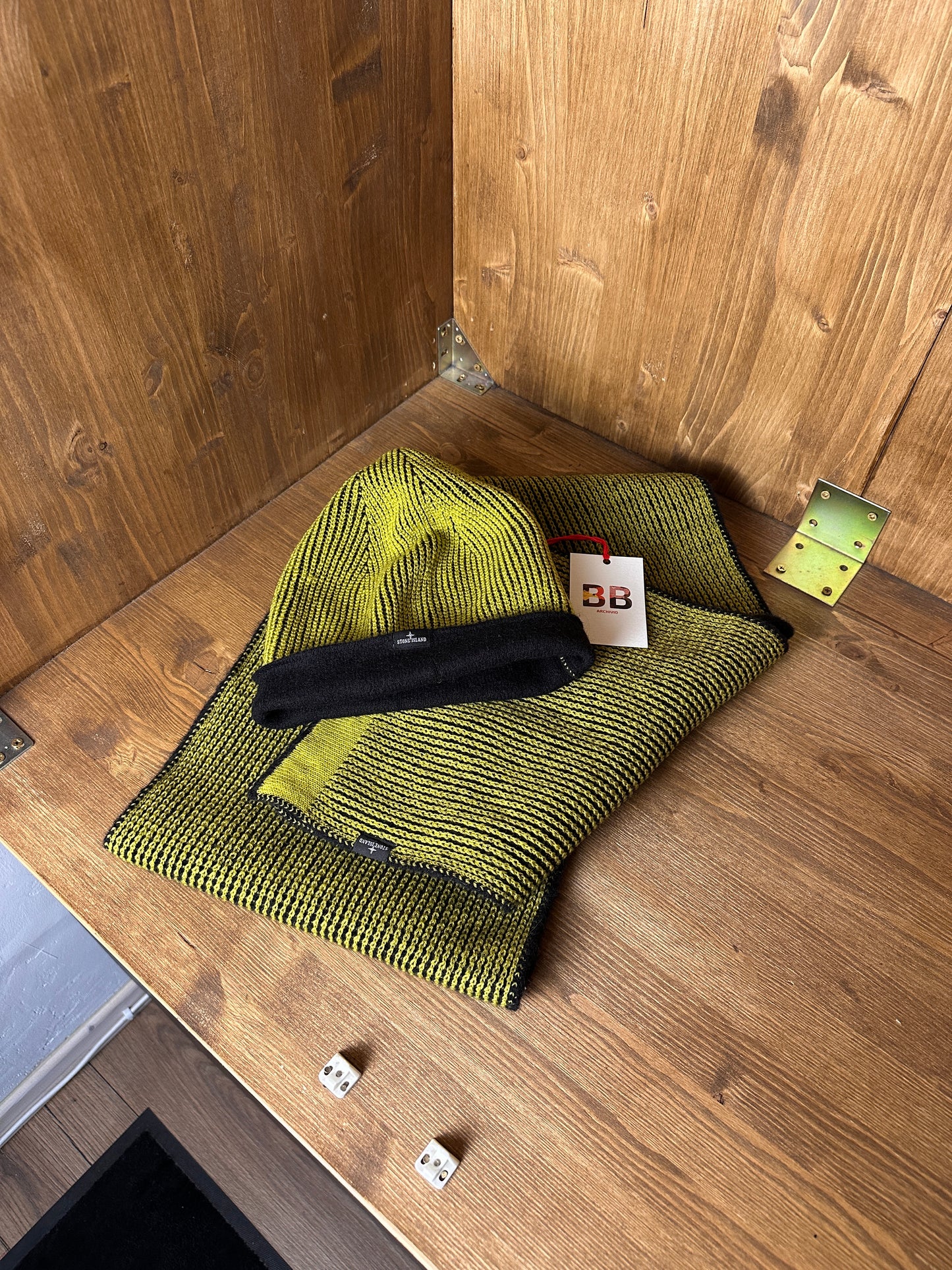 AW18 3D KNIT SCARF & BEANIE in Lime Green & Black