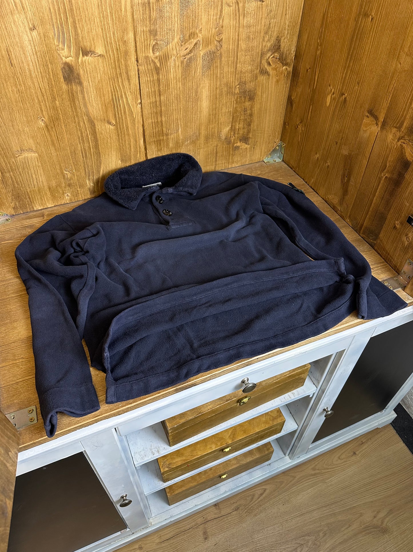 AW98 PILE CREWNECK in Faded Blue