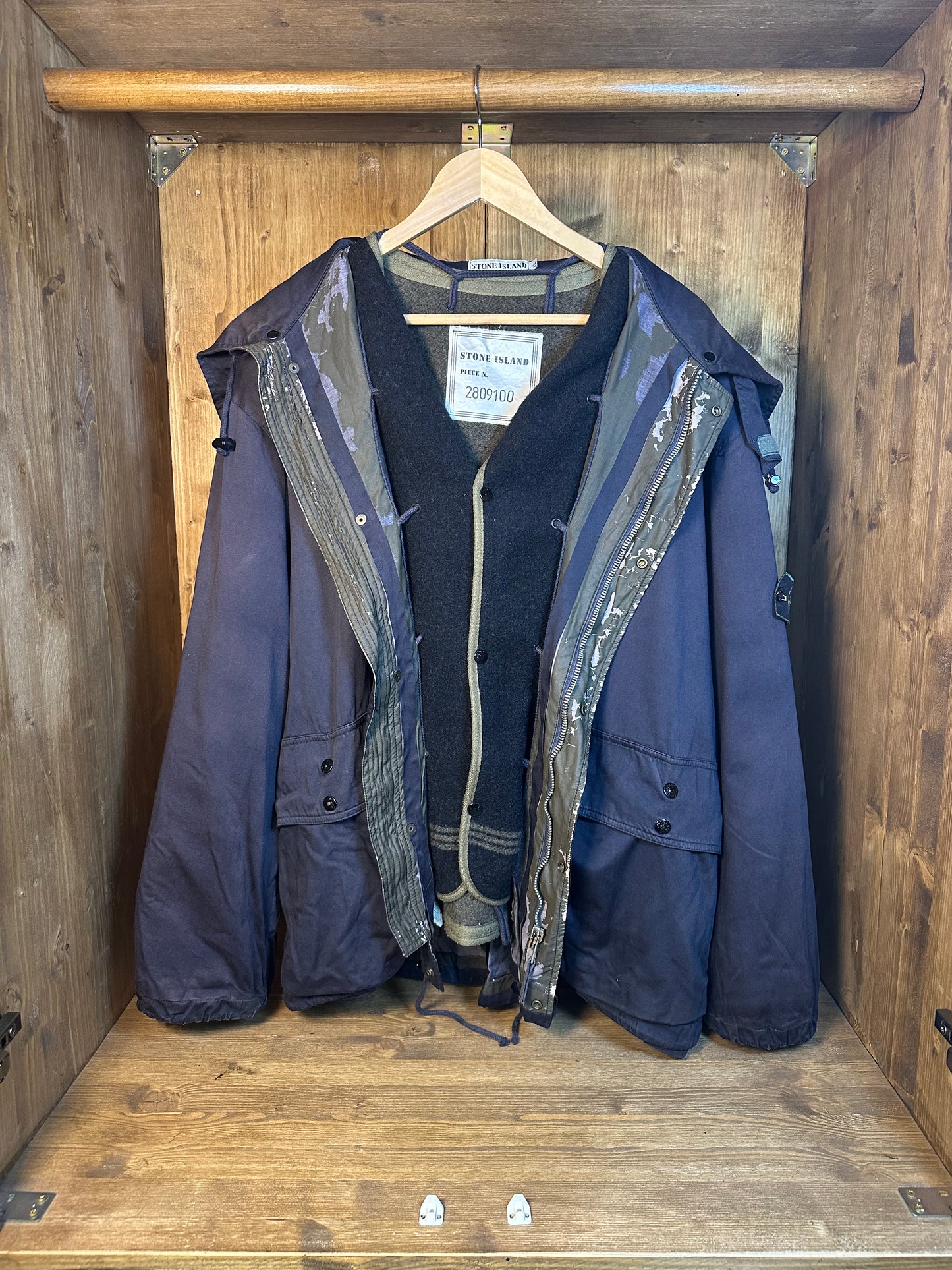 AW1994 RASO GOMMATO GREEN COVER