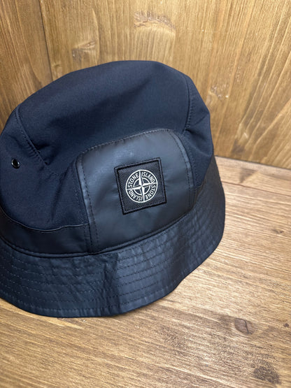 AW17 BLACK BUCKET HAT