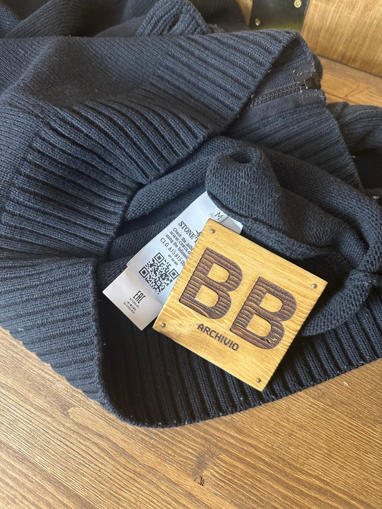 AW17 WOOL CARDIGAN in Black