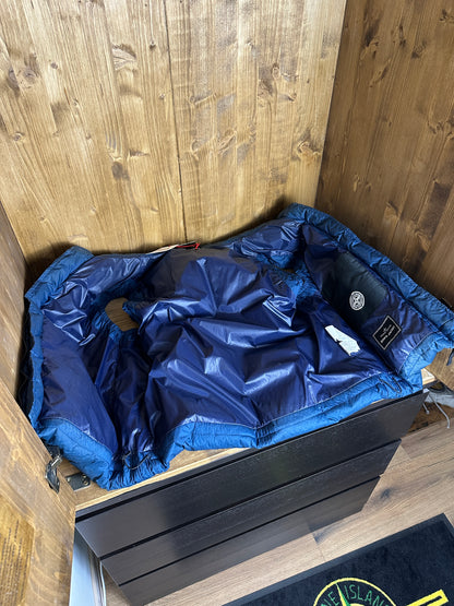 AW08 GOOSE DOWN OPAQUE VEST in Blue