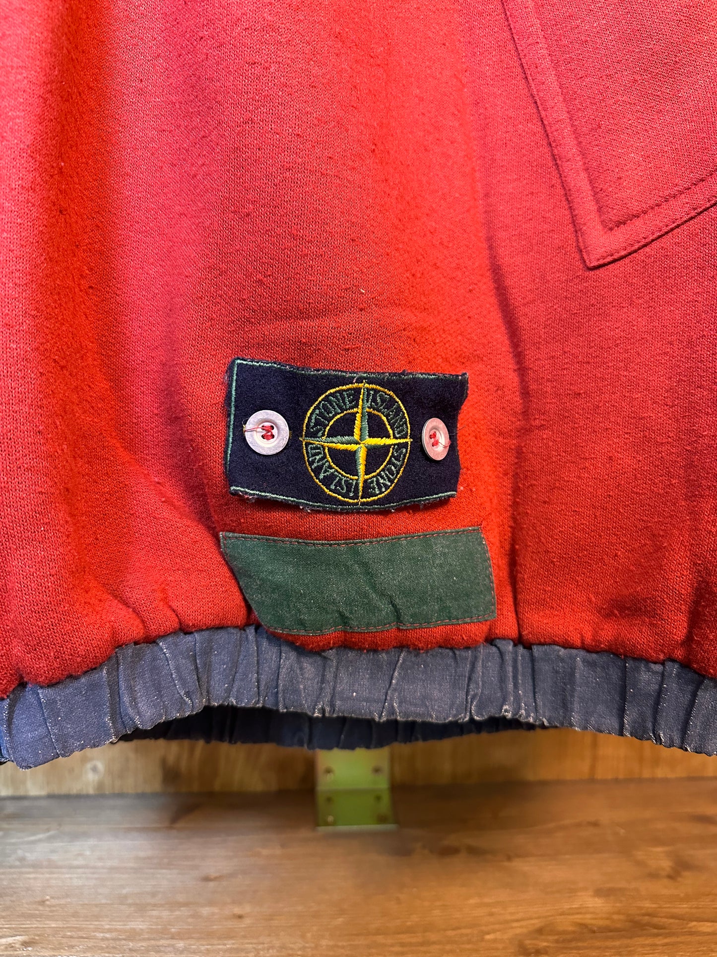 SS1982 TELA STELLA FLEECE RED GILET
