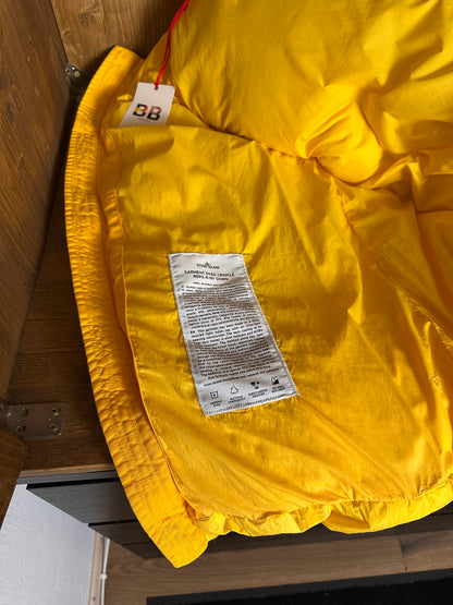 AW22 GARMENT DYED CRINKLE REPS R-NY DOWN in Yellow
