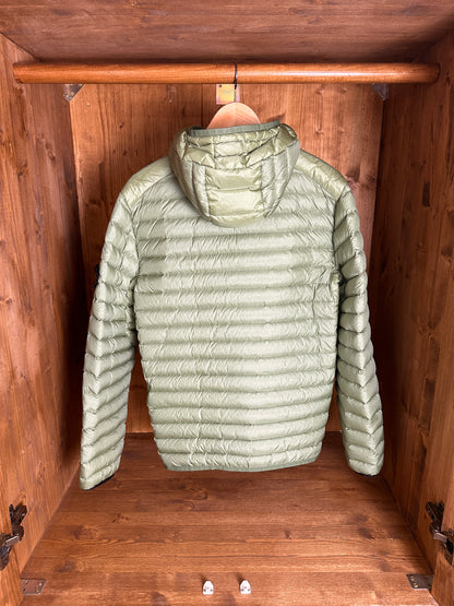 SS23 LOOM WOVEN DOWN CHAMBERS R-NYLON DOWN-TC in Olive Green