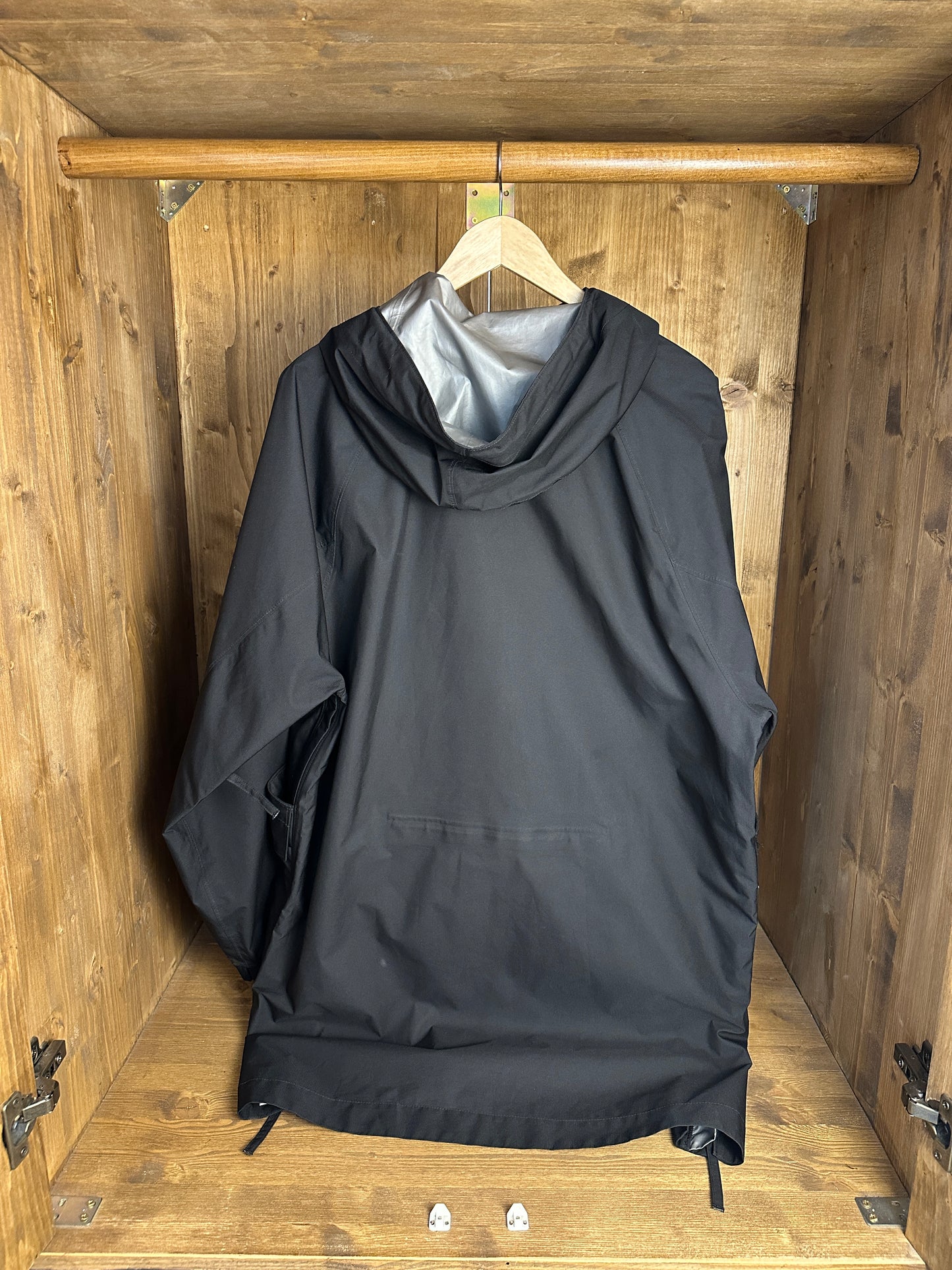 AW21 RIPSTOP GORE-TEX WITH PACLITE PRODUCT TECHNOLOGY in Deep Black