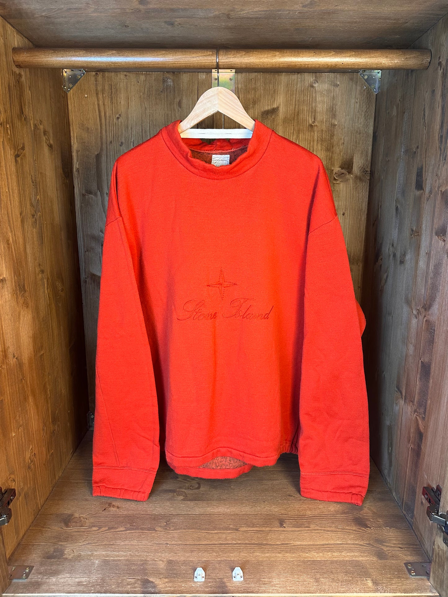 80s SPELLOUT COTTON JUMPER in Bright Red