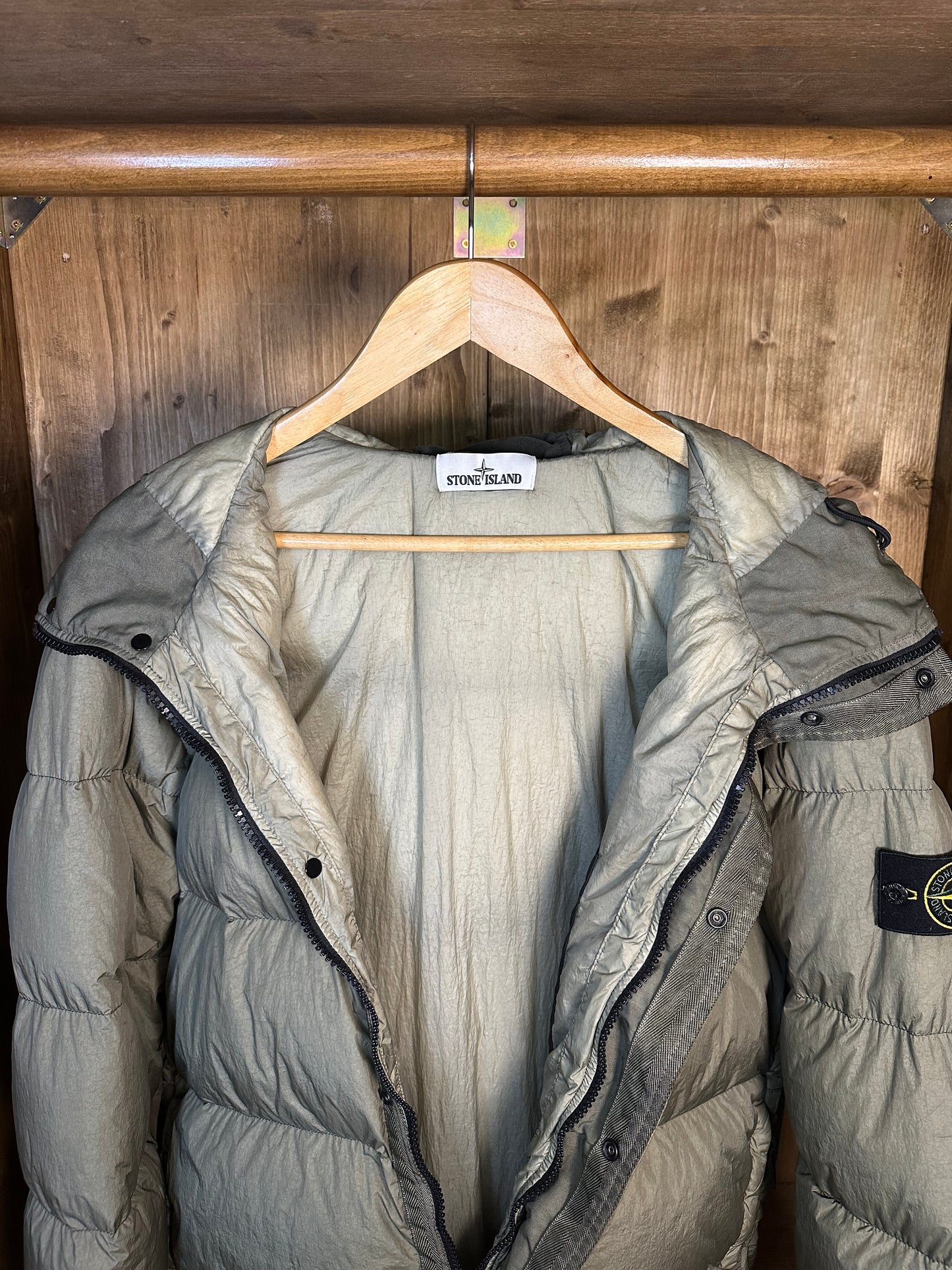 GARMENT DYED CRINKLE REPS NY-DOWN Pine green