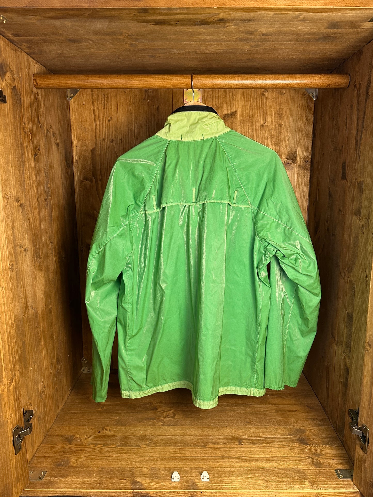 SS09 SILK LIGHT JACKET in Neon Green