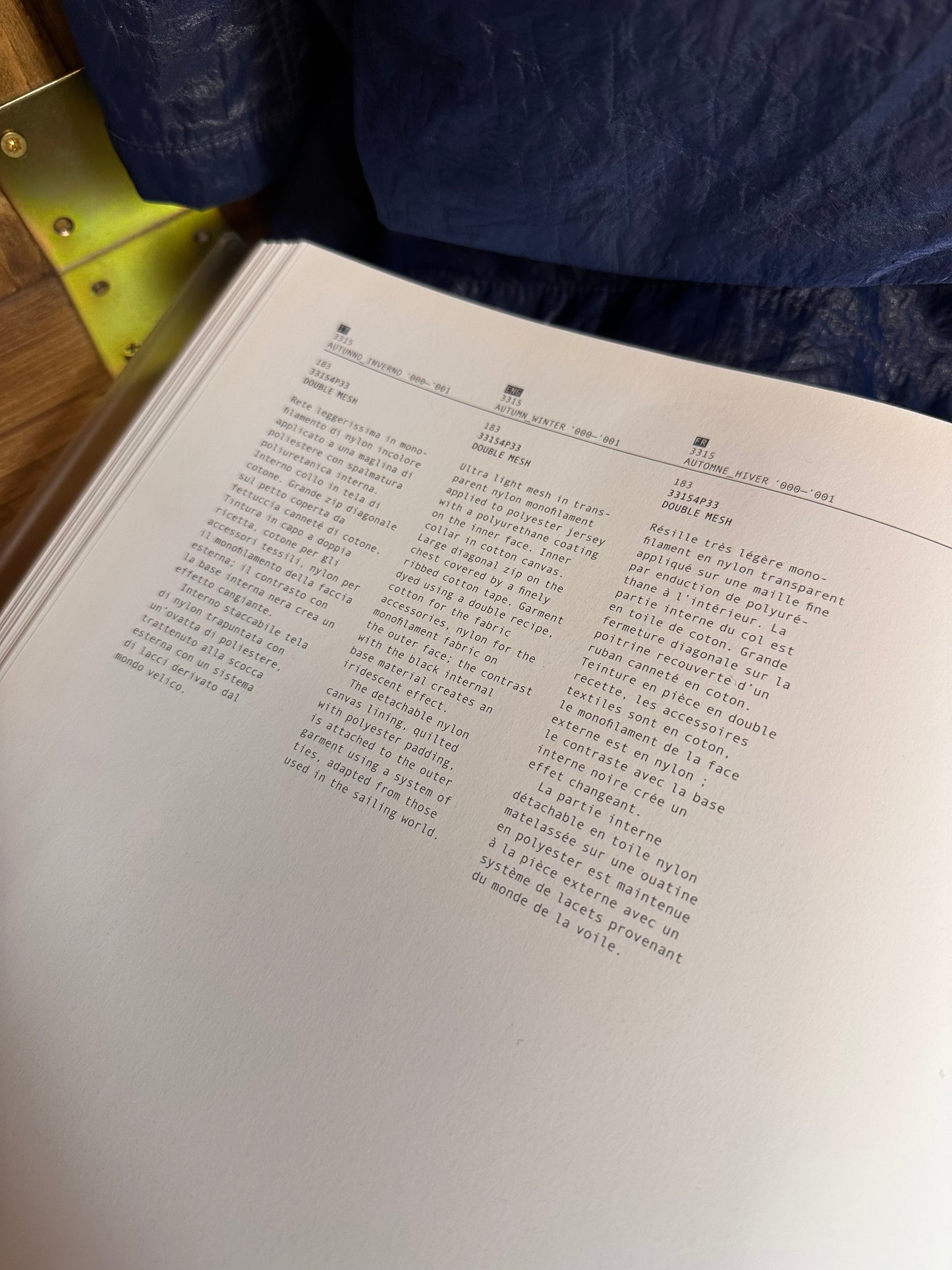 AW02 DOUBLE MESH BLU with detachable polyamide inner from Archivio