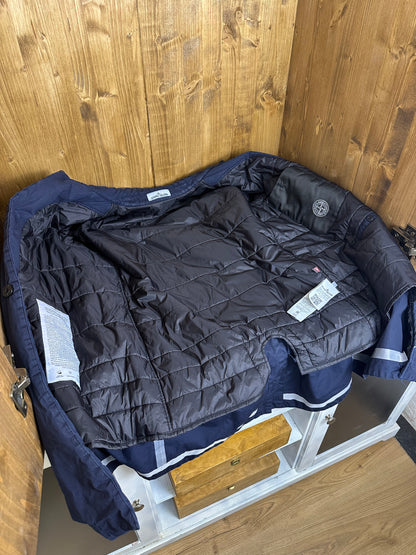 AW17 WATER REPELLENT COTTON SUPIMA WITH PRIMALOFT in Navy Blue