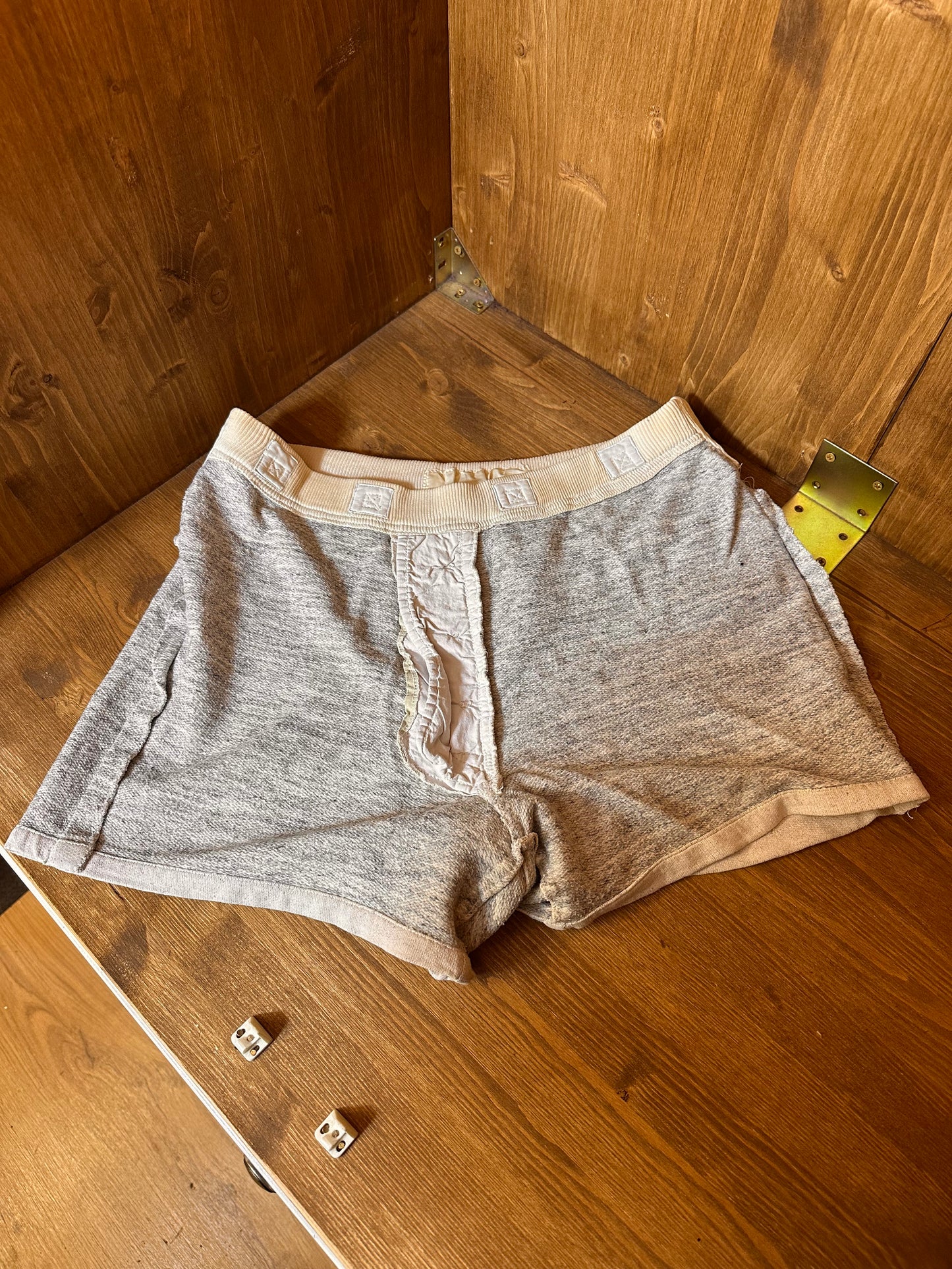 SS1983 PLATED REFLECTIVE SHORTS sample piece