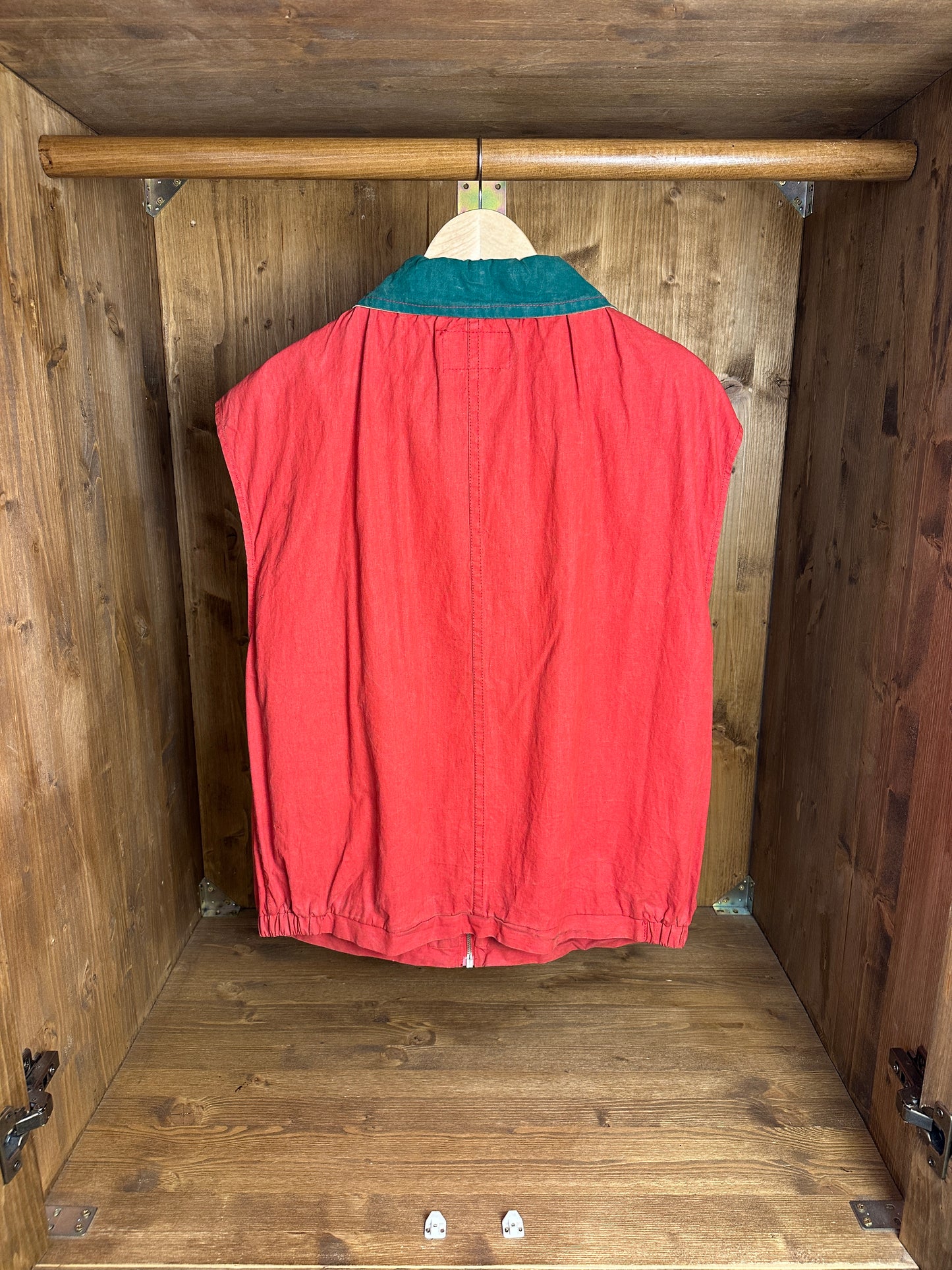 SS82/83 BONEVILLE TELA STELLA VEST in Red & Green